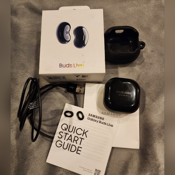 Samsung ear buds - Picture 2 of 3